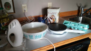 mixer and mixing bowl